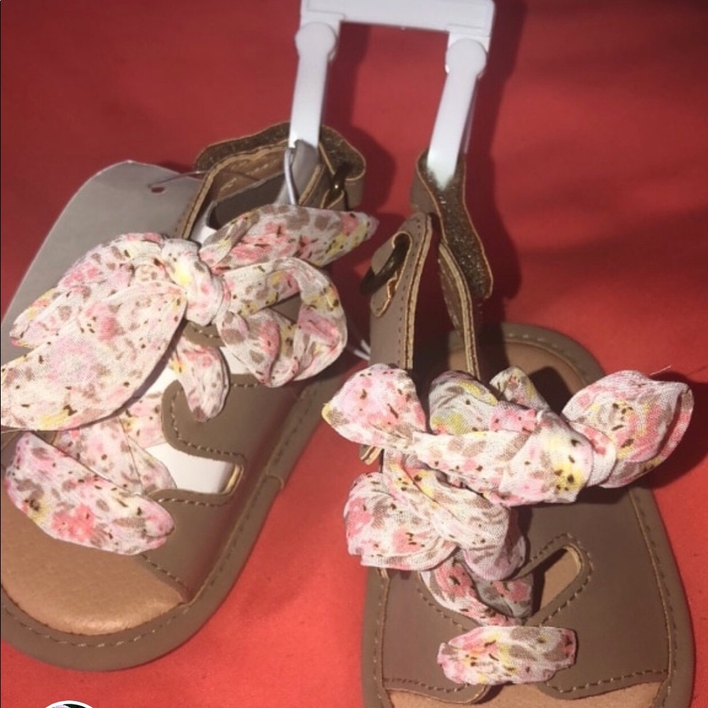 Beautiful New little girl sandals